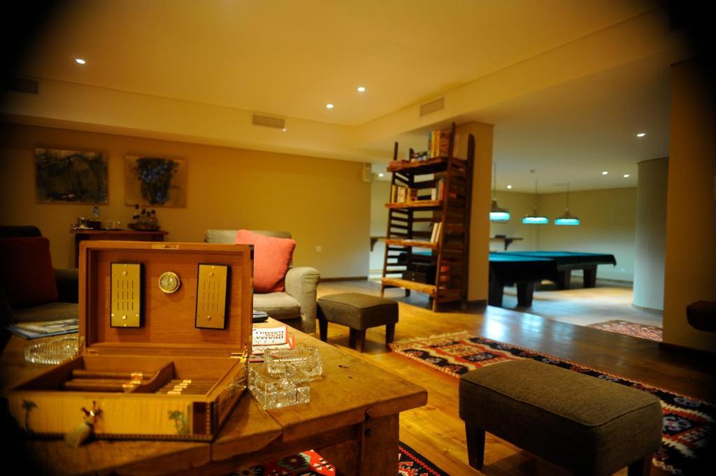 Elatos Resort & Health Club Eptálofos Eksteriør bilde