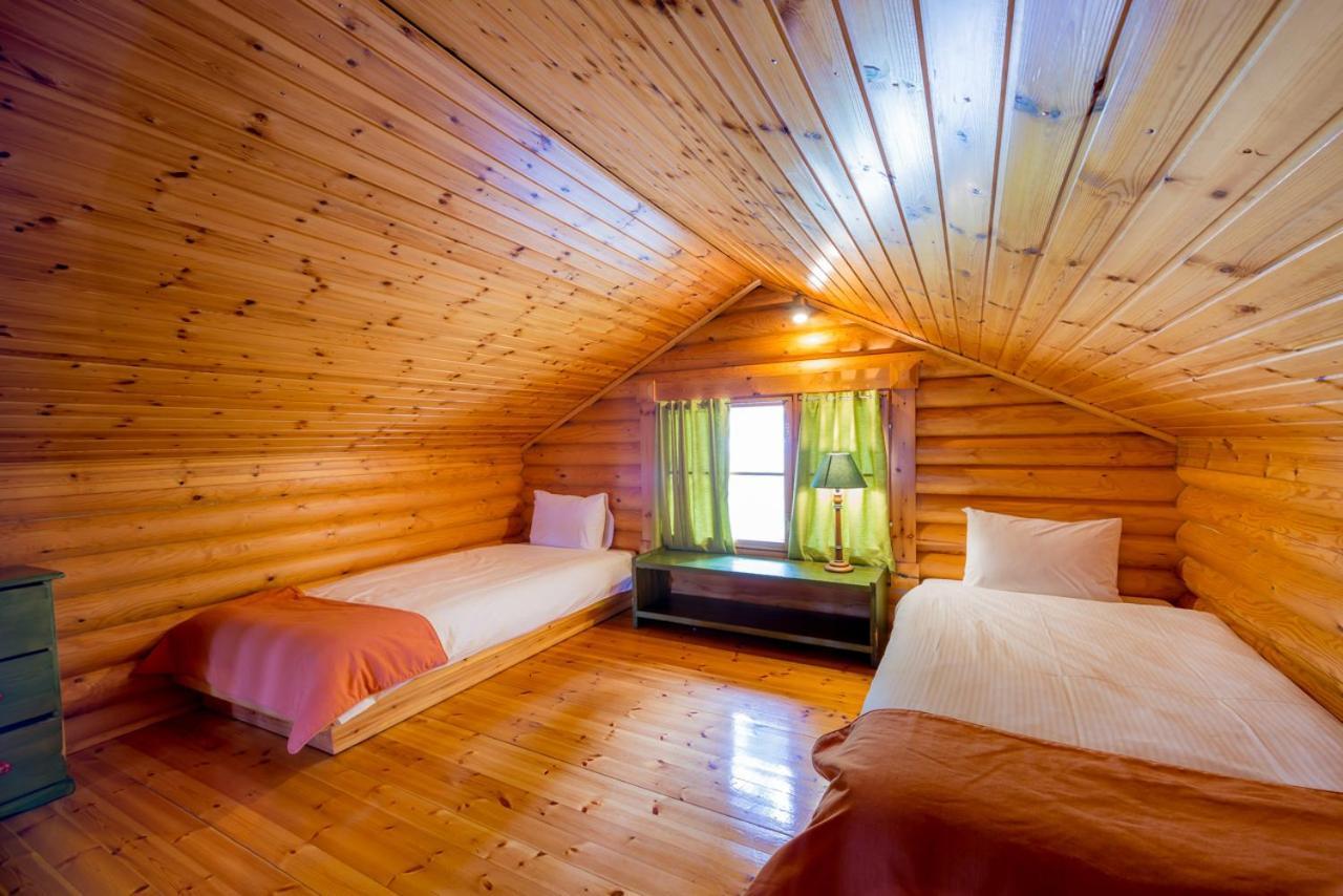 Elatos Resort & Health Club Eptálofos Eksteriør bilde